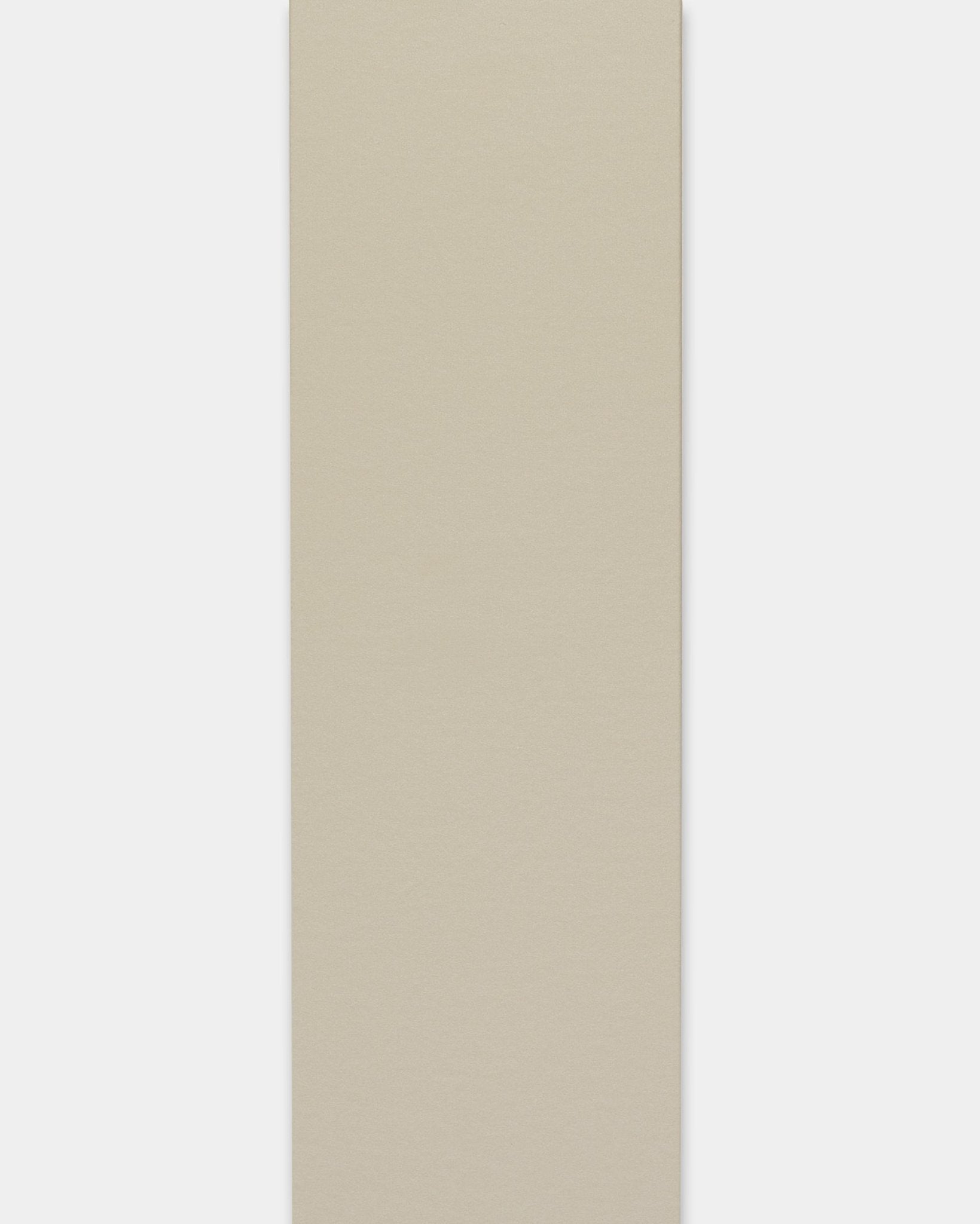 WoodUpp Akupanel rektangulær Akustikkpanel i Lamella/Stone-finish, 240 cm lang med kantavslutning, vist mot hvit bakgrunn.