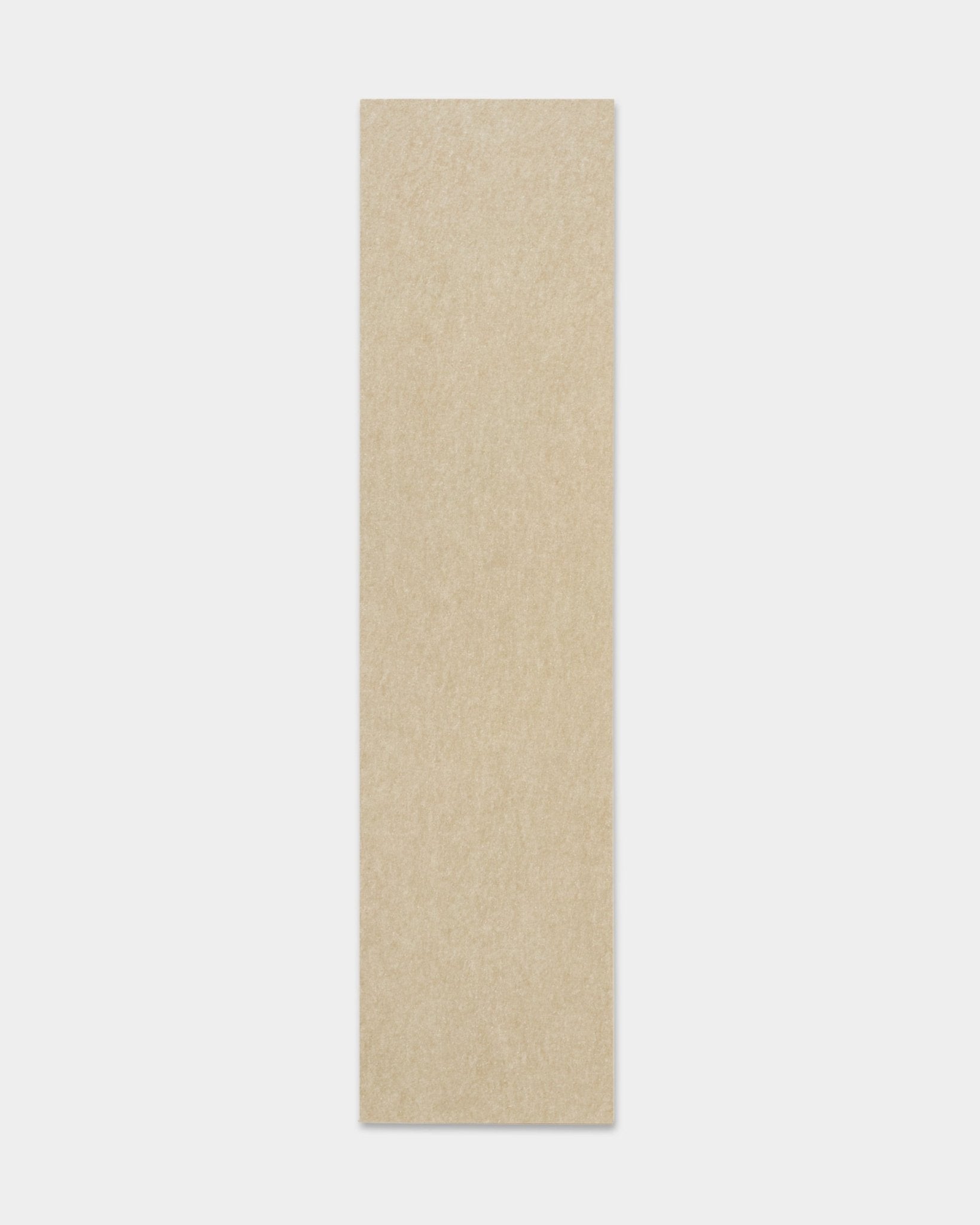 Akupanel Akustikkpanel fra WoodUpp, 240,1 x 59,8 cm, med beige bakside i akustisk filt, rektangulær form, vist mot en hvit bakgrunn.
